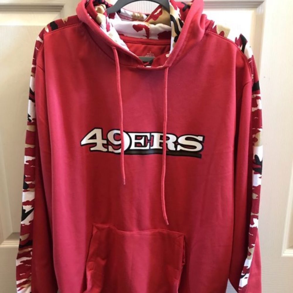SF 49ers team hoodie